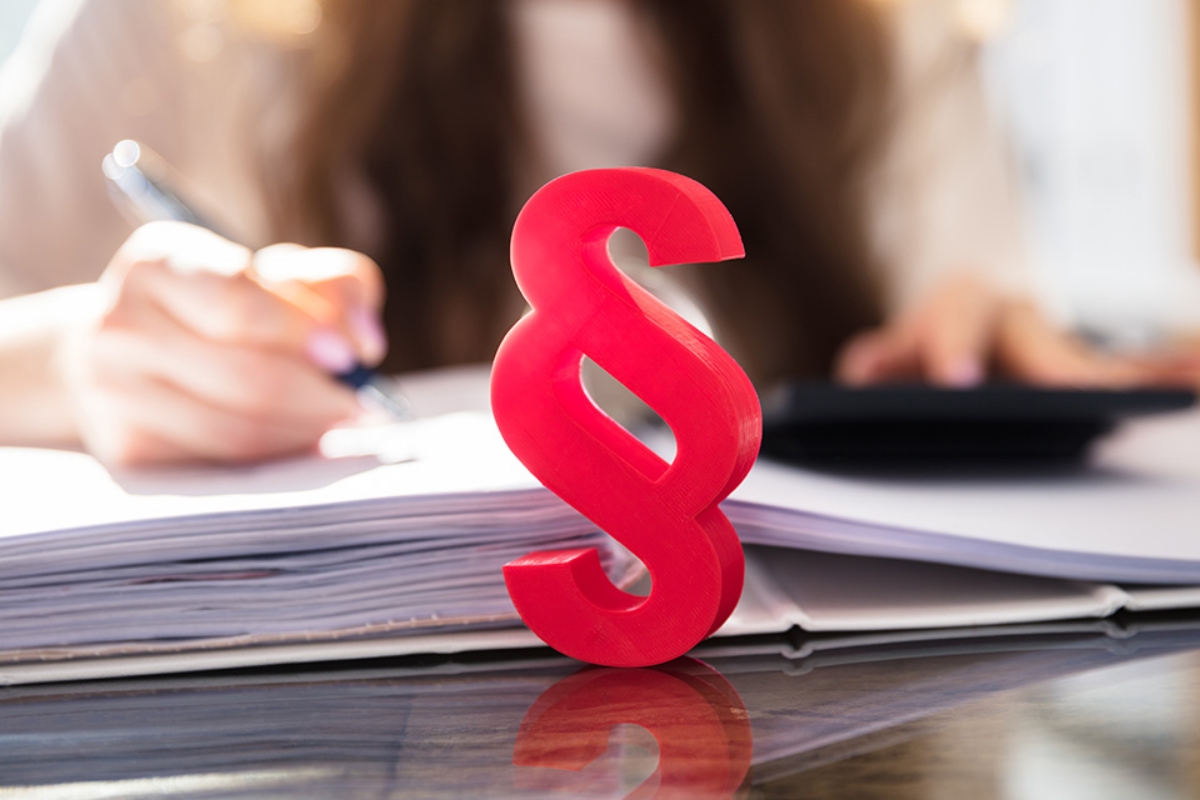 © Andrey Popov - stock.adobe.com Paragraph